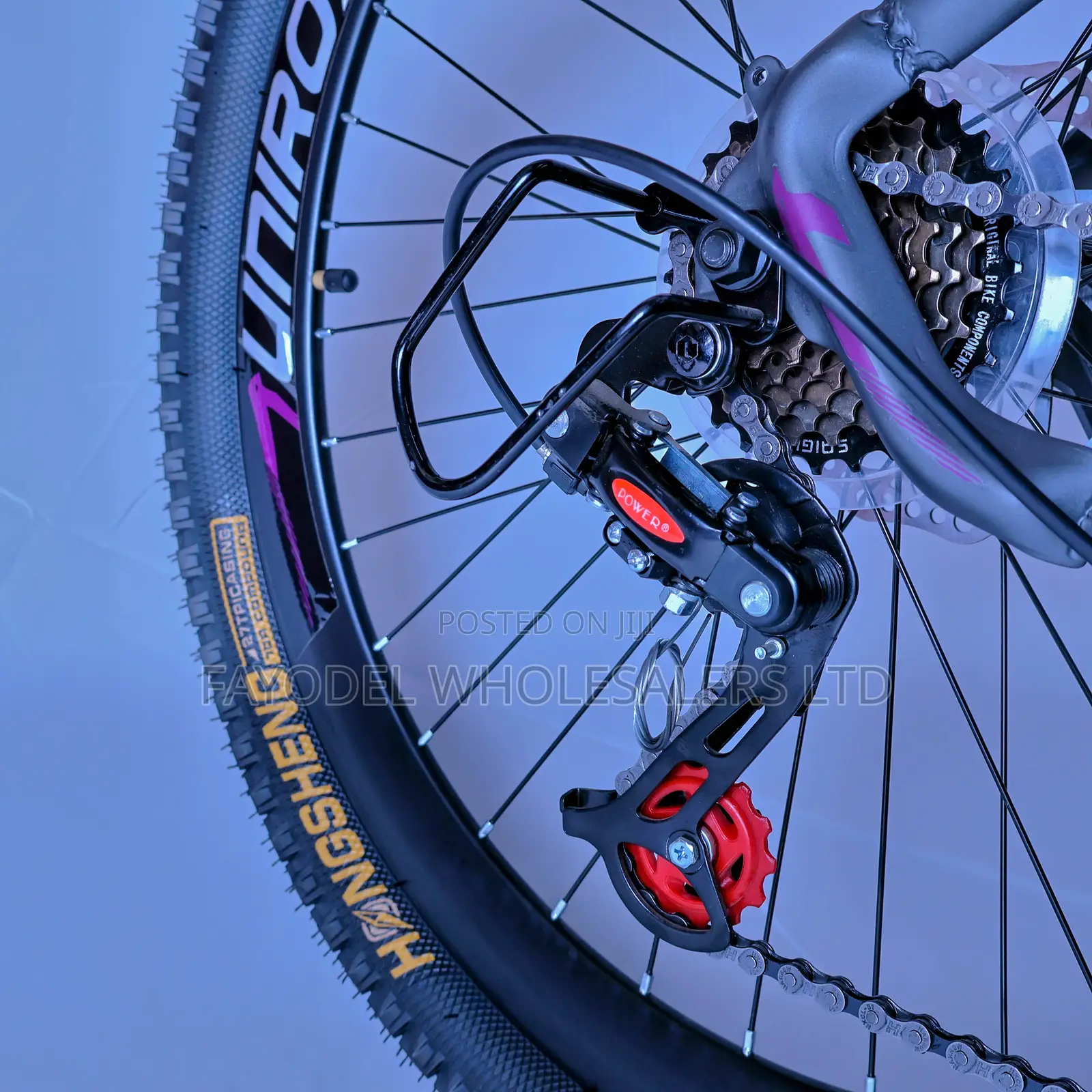 Unirox Mountain Bike – Size 26 | 21-Speed MTB With Front Suspension