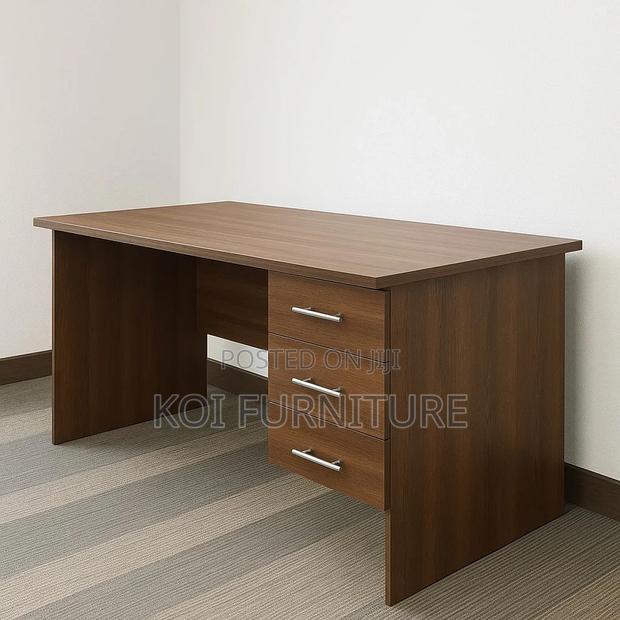 Office Desk; 1.2m Home Office Desk With Lockable Drawers - thumbnail 8