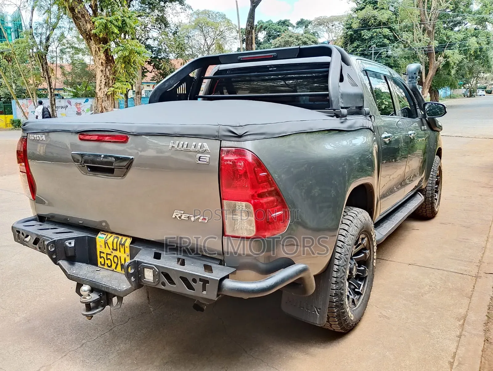 Toyota Hilux 2015 Gray