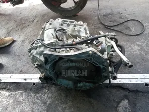 Serena S27 Gearbox