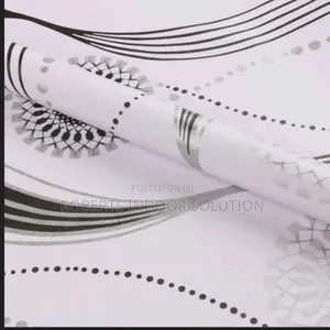 Circles Design Self-Adhesive, Peel and Stick Vinyl Wallpaper