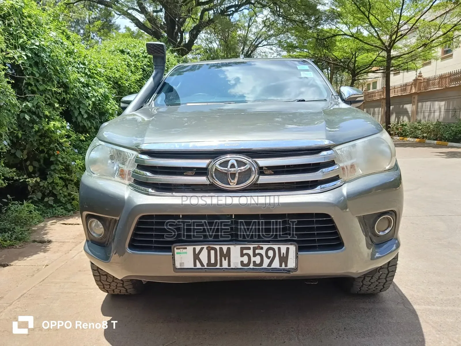Toyota Hilux 2015 Brown