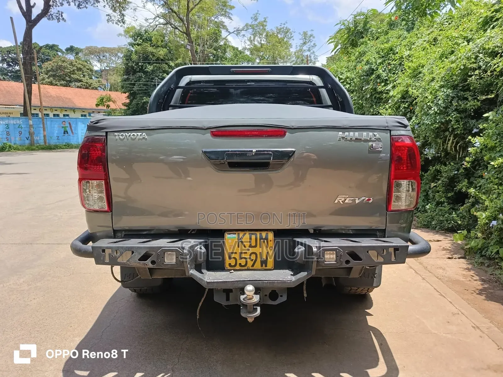 Toyota Hilux 2015 Brown