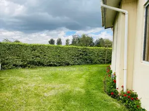 3bdrm House in Karagita for sale