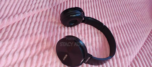 Headphones  - thumbnail 2