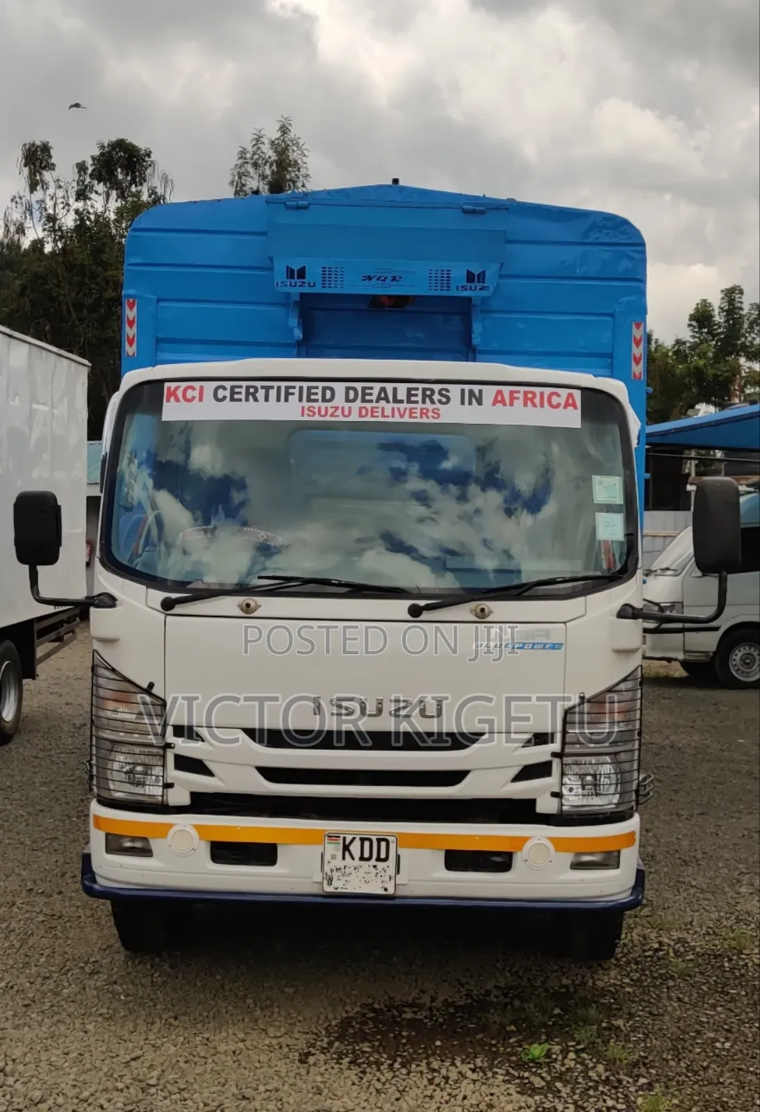 Isuzu NQR Blue Power