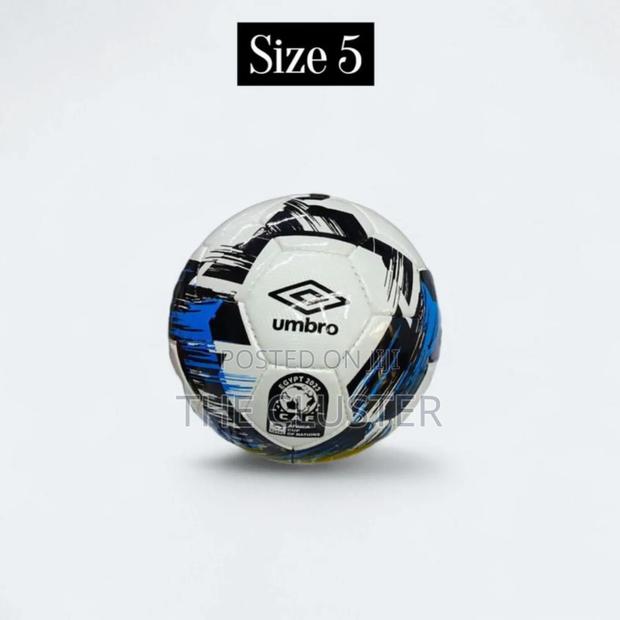 Umbro Official Size 5 Football – Match Training Ball