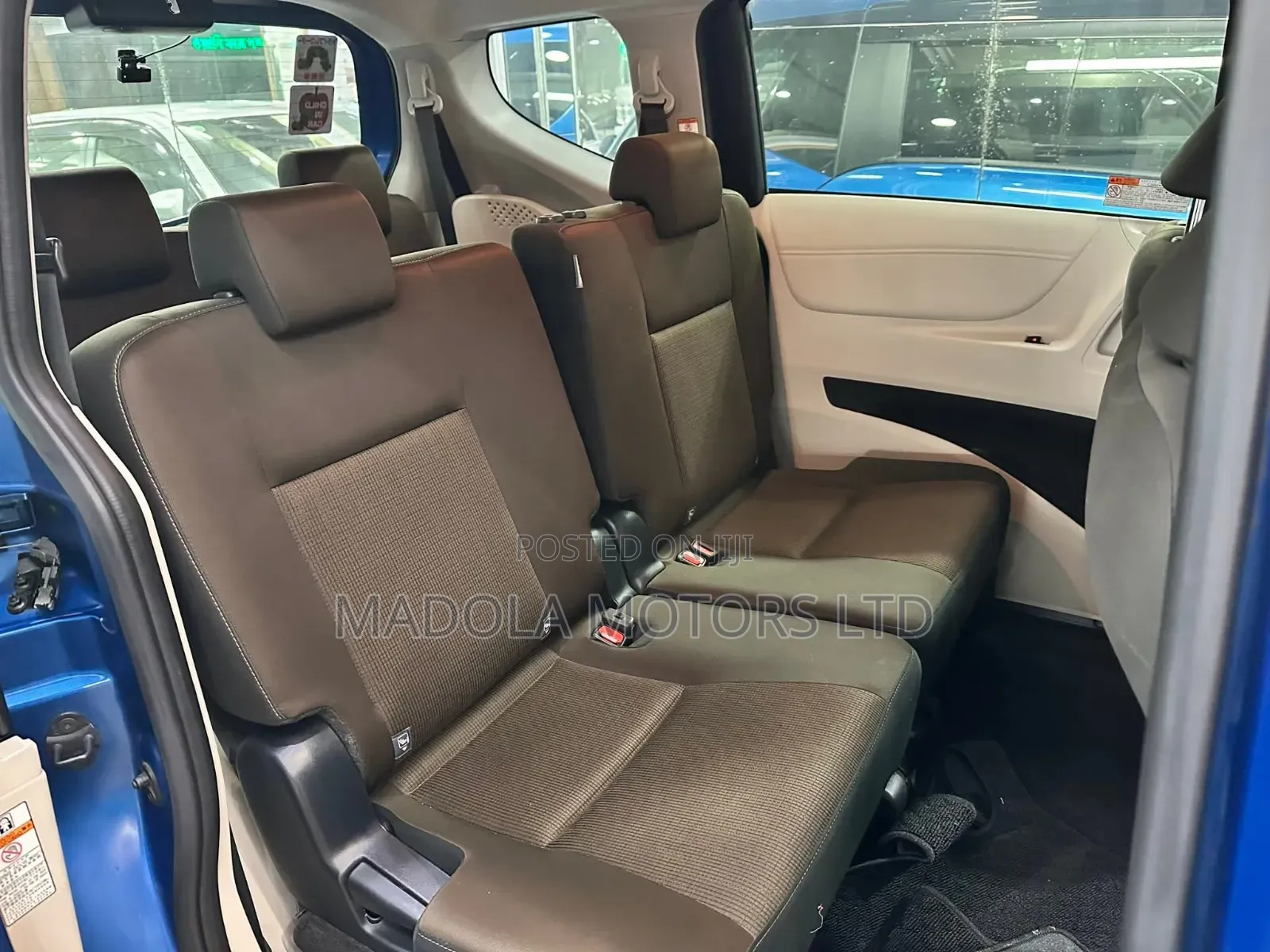 Toyota Sienta 2020 Blue