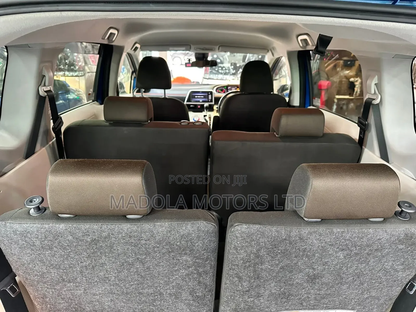 Toyota Sienta 2020 Blue