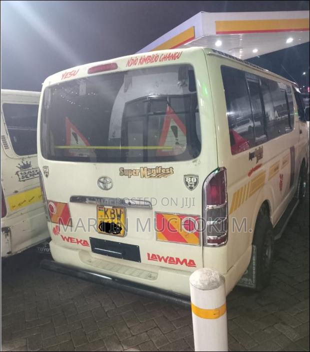 Toyota HiAce 2007 White - thumbnail 4