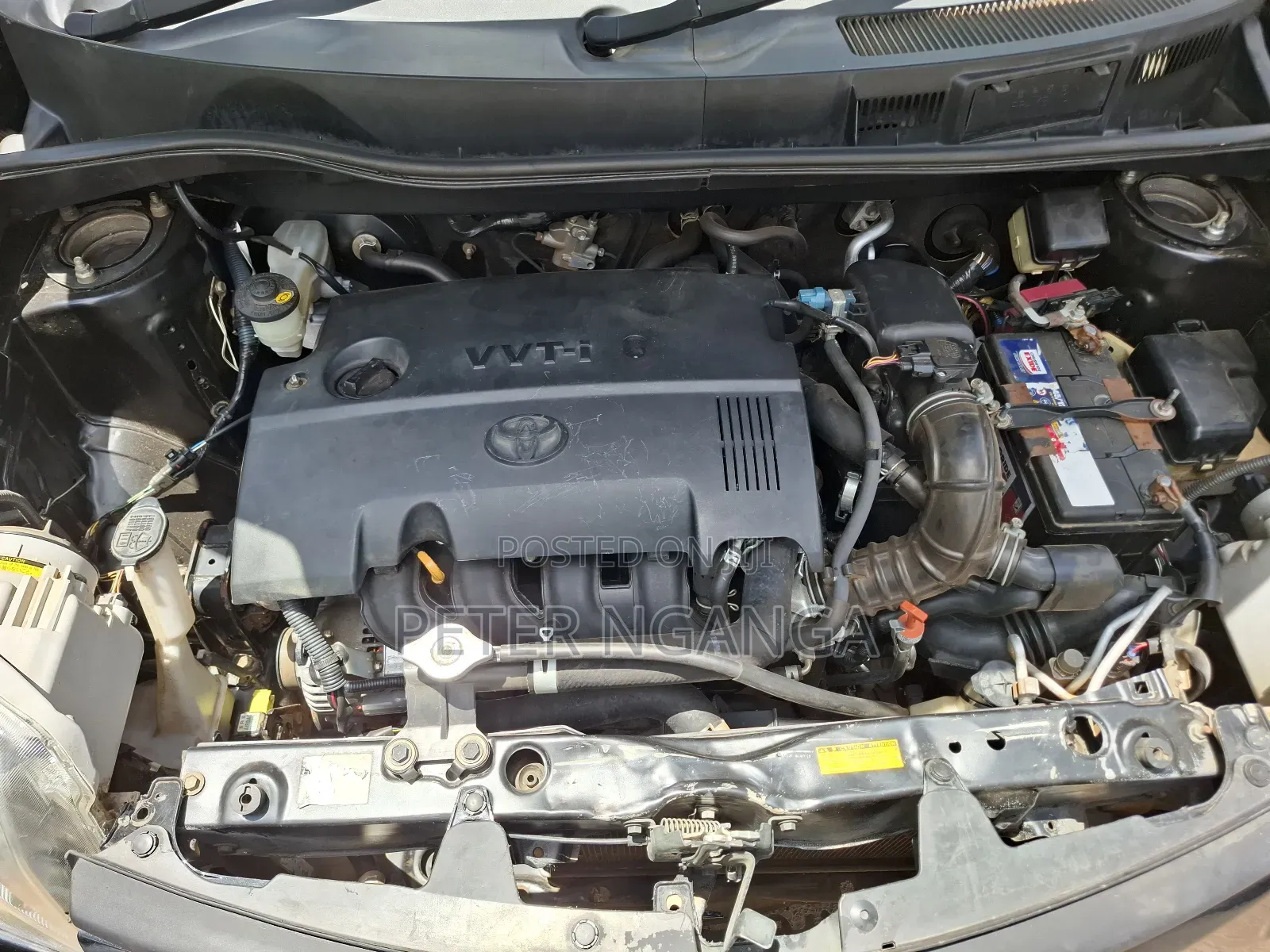Toyota Sienta 1.5 FWD 2012 Black