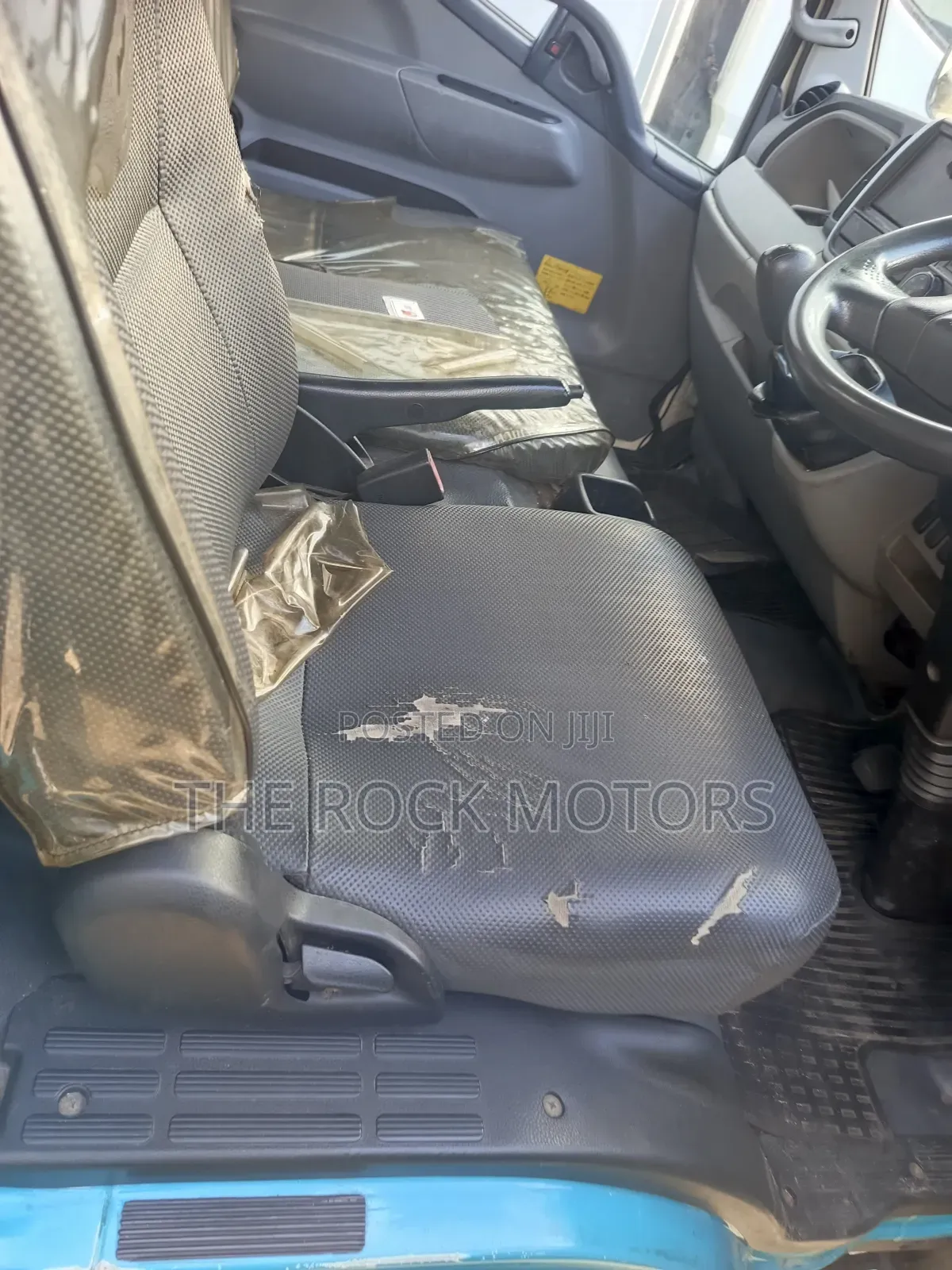Mitsubishi Fuso 2019 Blue
