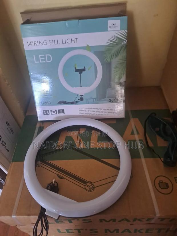 Quality Ring Light 14 Inches - thumbnail 2
