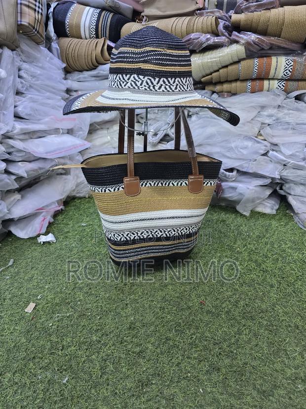 Summer Bags and Hats - thumbnail 4