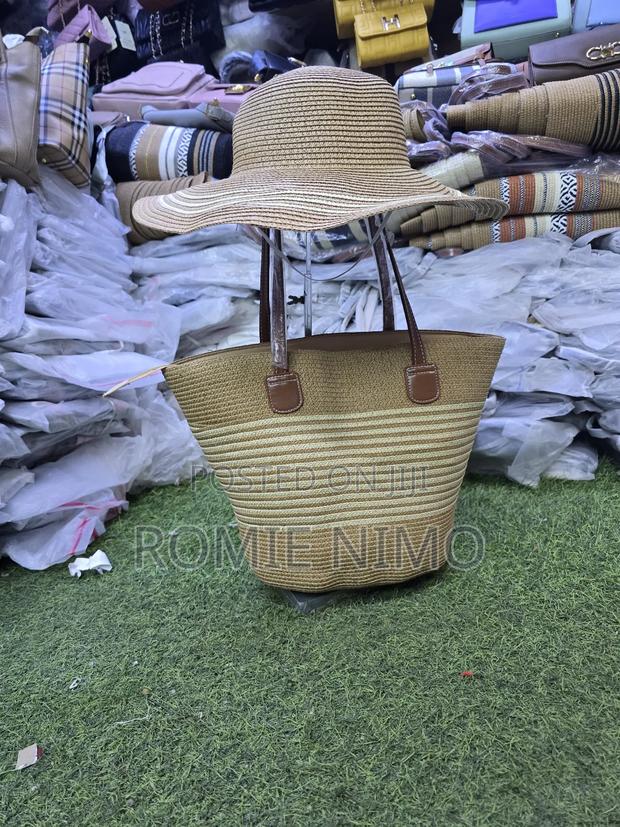 Summer Bags and Hats - thumbnail 5