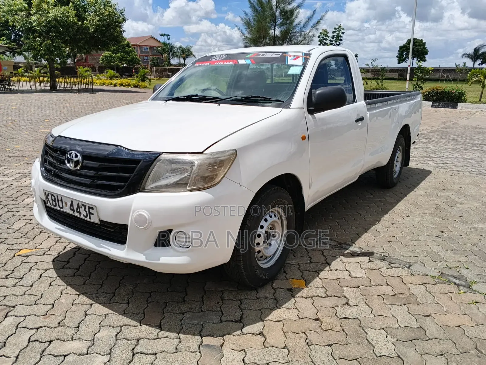 Toyota Hilux 2.5 D-4D SRX 2012 White
