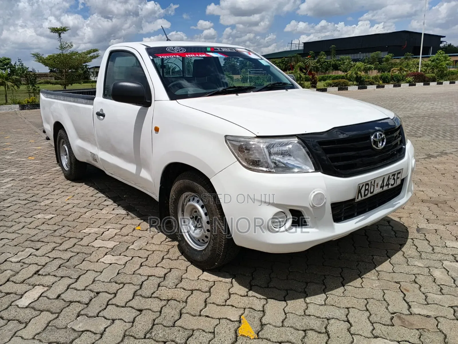 Toyota Hilux 2.5 D-4D SRX 2012 White