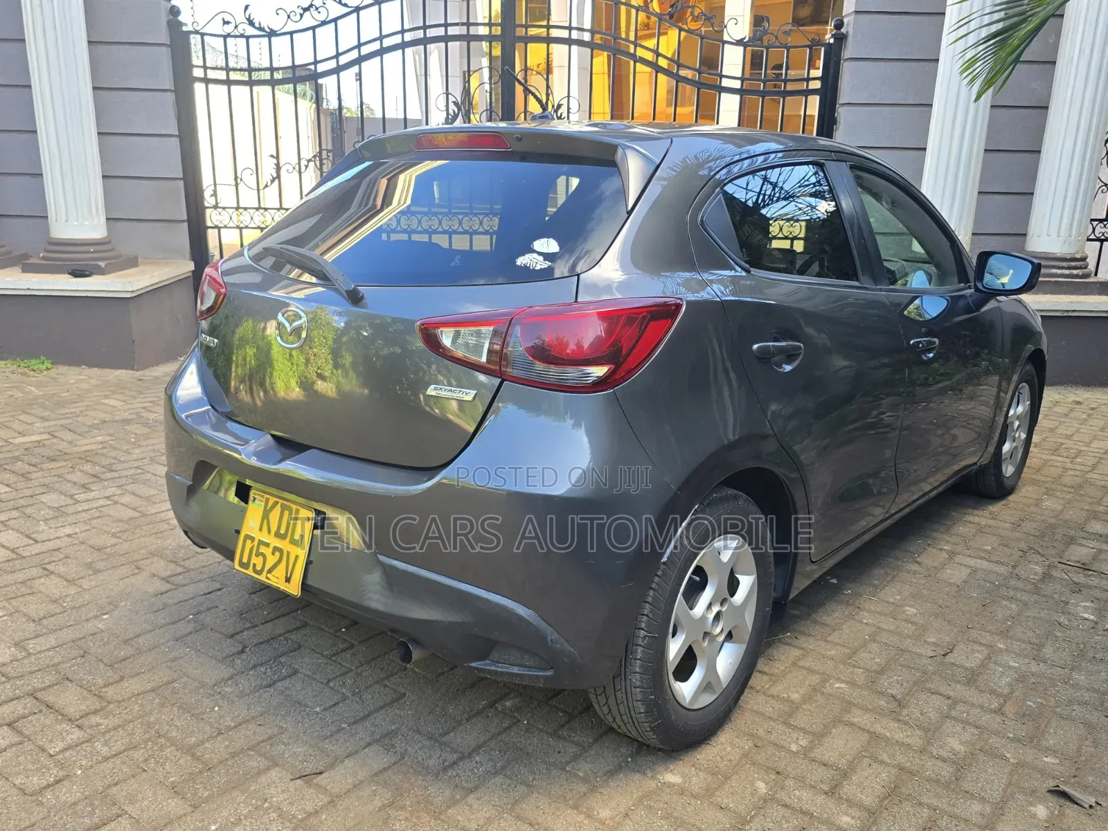 Mazda Demio 2015 Gray