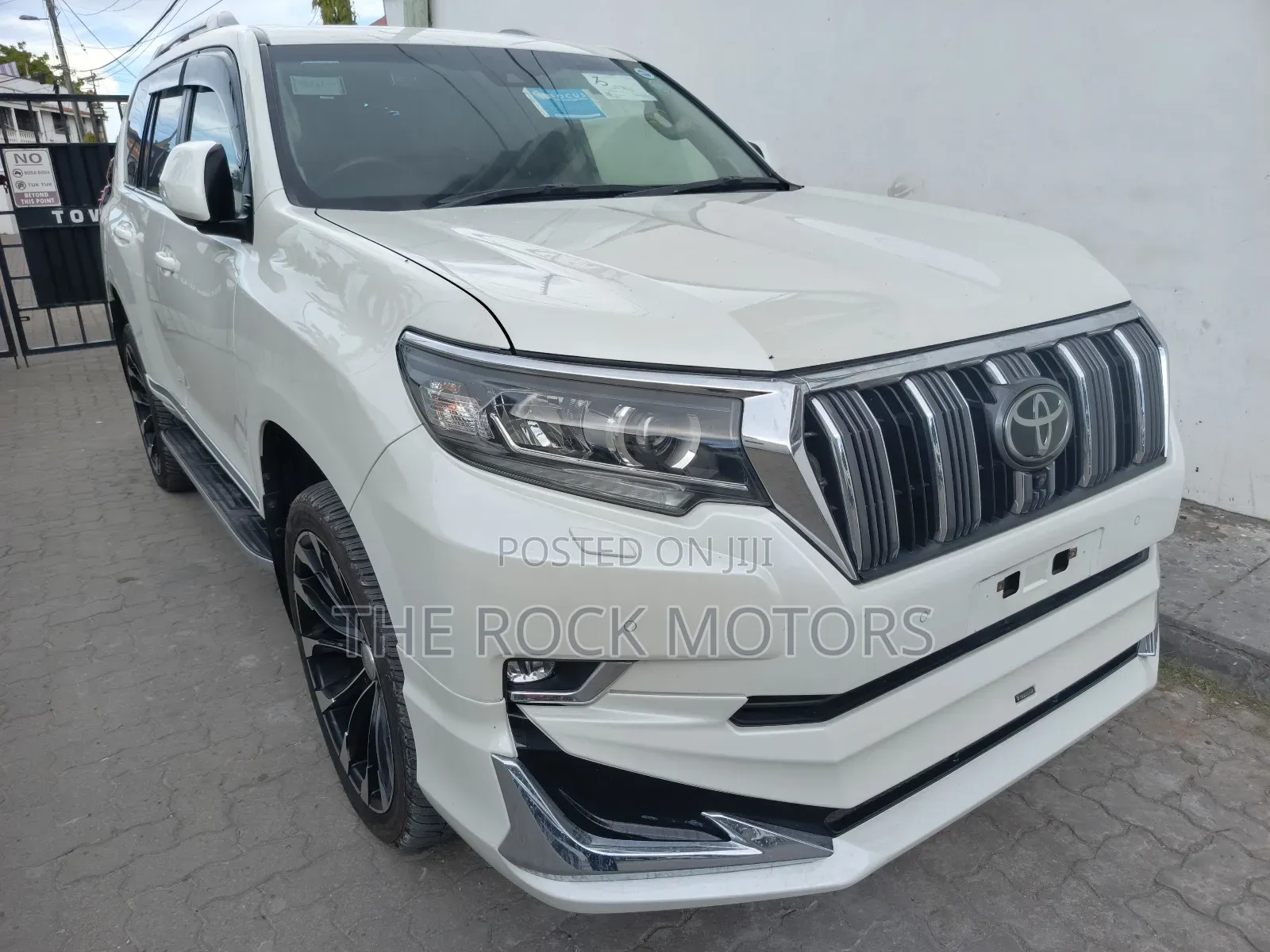 Toyota Land Cruiser Prado 2020 White