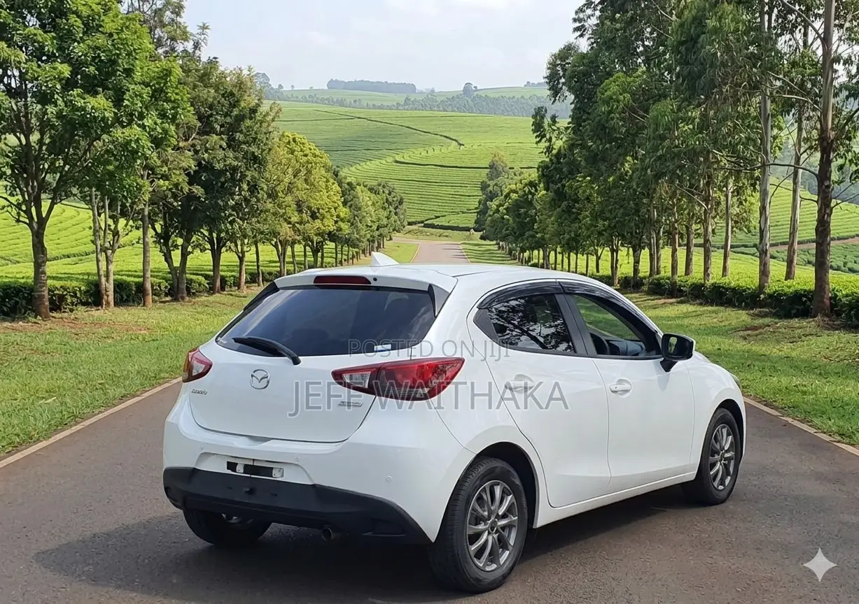 Mazda Demio 2019 White