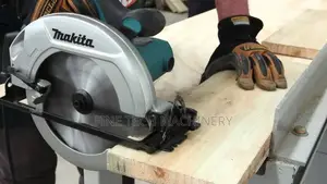 Makita Circular Saw/M5802b Circular Saw