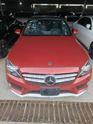 Mercedes-Benz C200 2018 Red