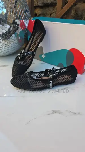 Ladies Sandals Zara