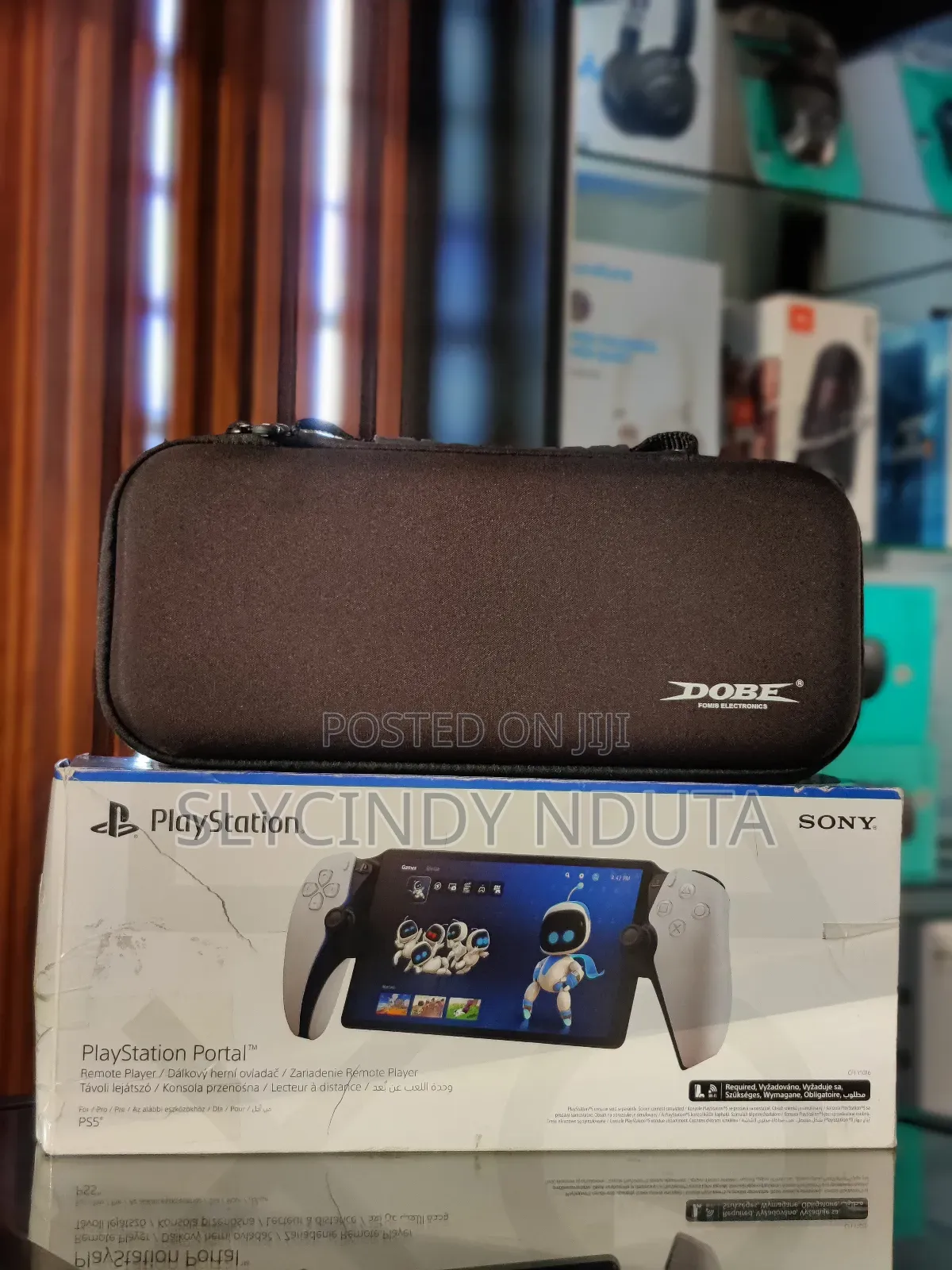 Pre-Owned Sony Playstation Portal Remote Player With Done Bag
