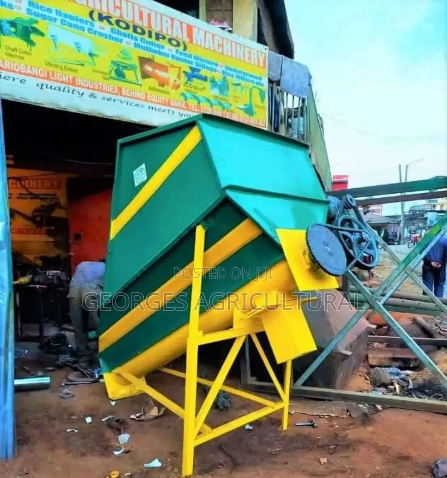 Feed Mixer