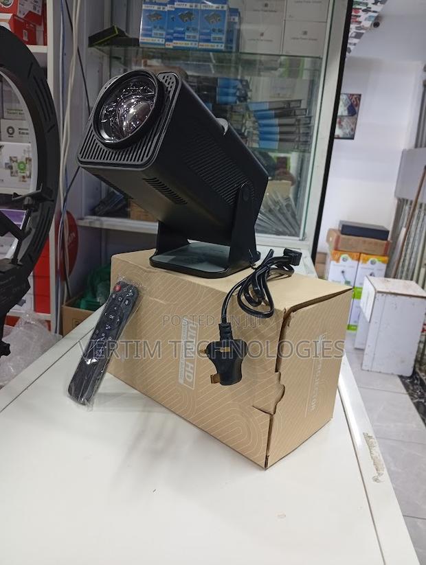 High Resolution Hy320 Wifi Android Projector With Inbuilt Speaker - thumbnail 2