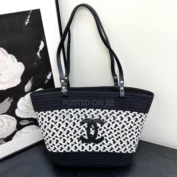 Ladies Handbags - thumbnail 3