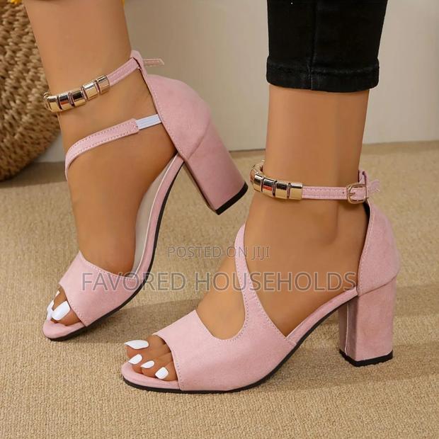 *New Style Chunky Heels* - thumbnail 5