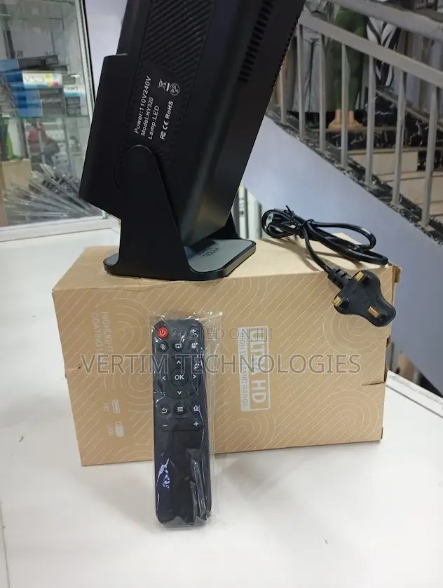Compact Smart Design Hy320 Wifi Android Projector With Inbuilt Speaker