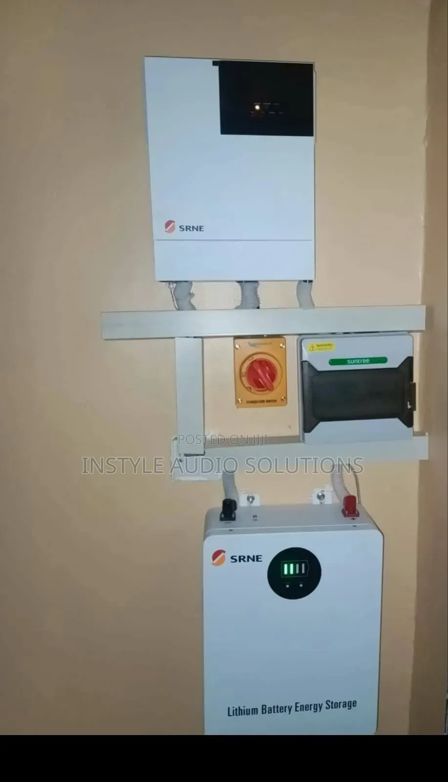 3.2kva - 2.56kwh (100ah) Lithium Home Offgrid System - (4)585w Solar