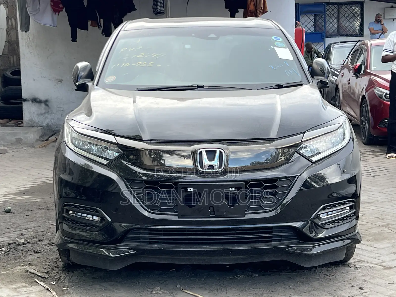 Honda Vezel 2019 Black