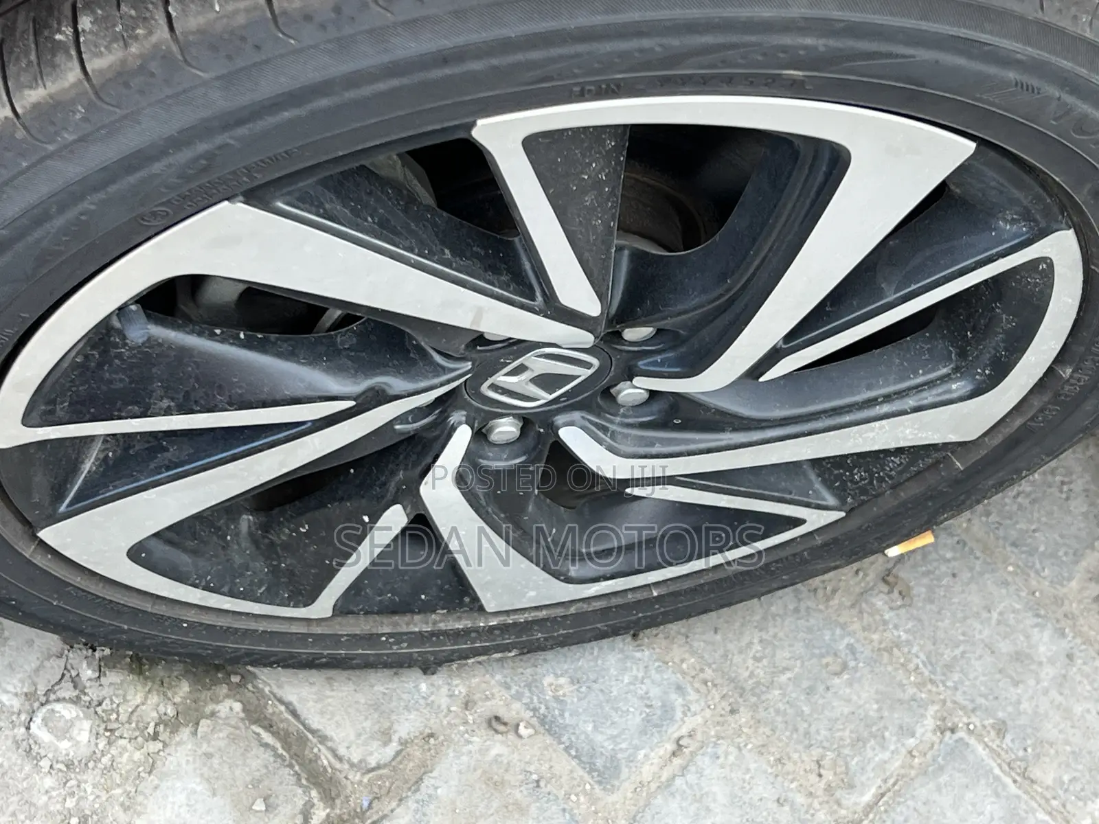 Honda Vezel 2019 Black