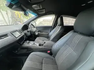 Honda Vezel 2019 Black