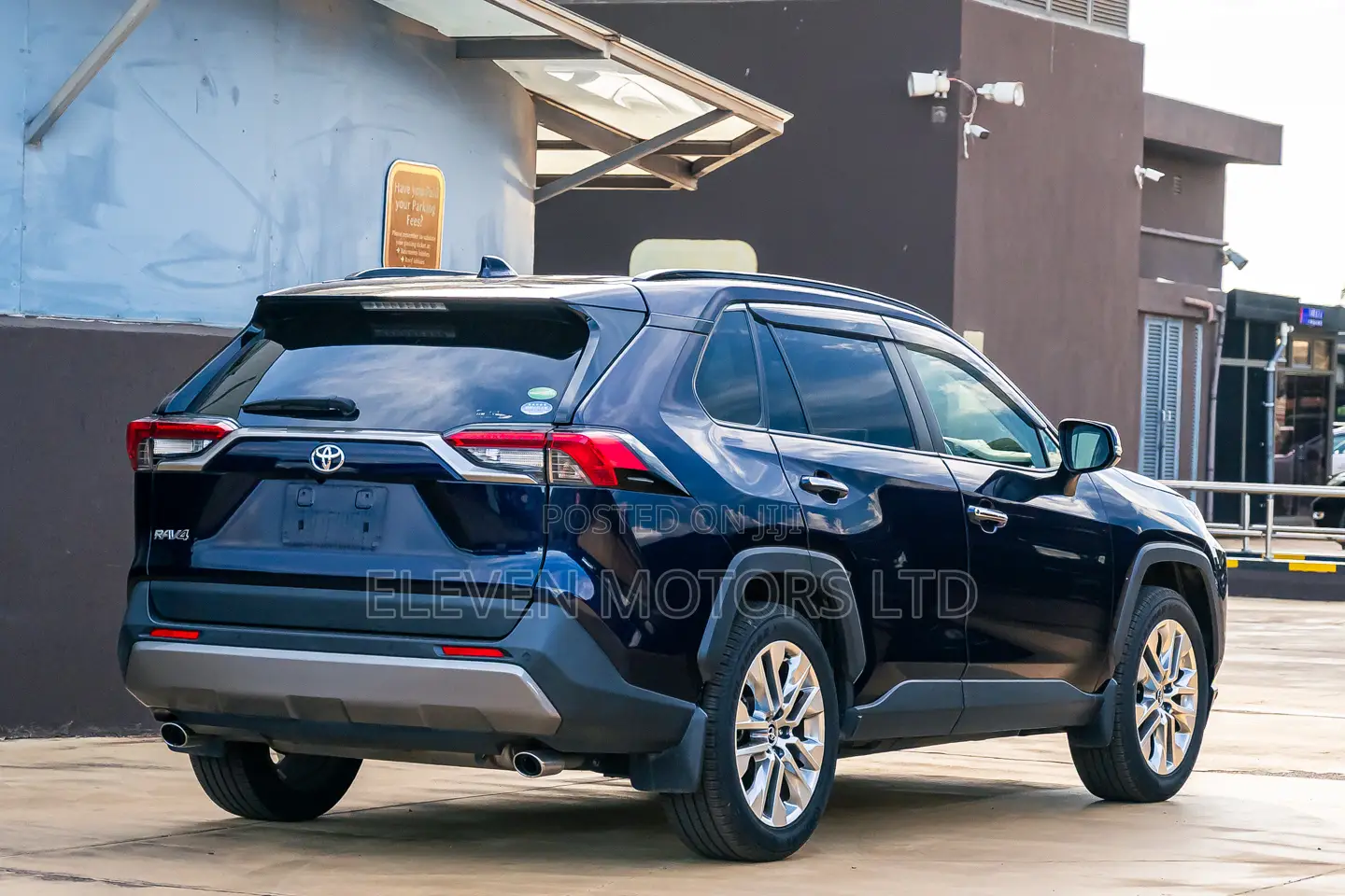 Toyota RAV4 2019 Blue