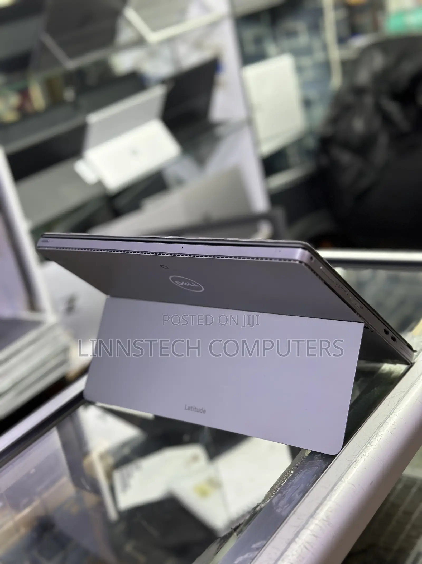 Laptop Dell Latitude 7200 2-in-1 8GB Intel Core i5 SSD 512GB