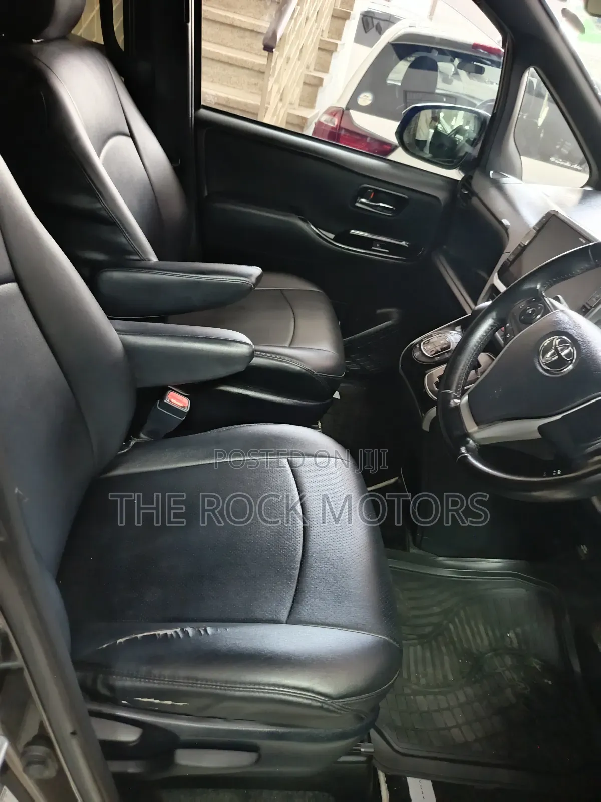 Toyota Voxy 2019 Black