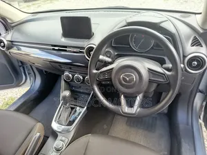Mazda 2 2019 Silver