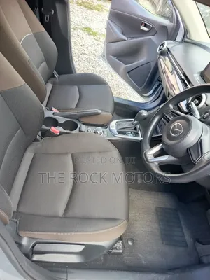 Mazda 2 2019 Silver