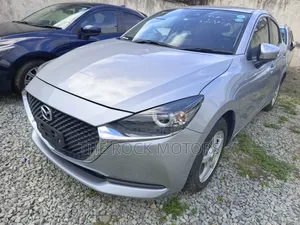 Mazda 2 2019 Silver