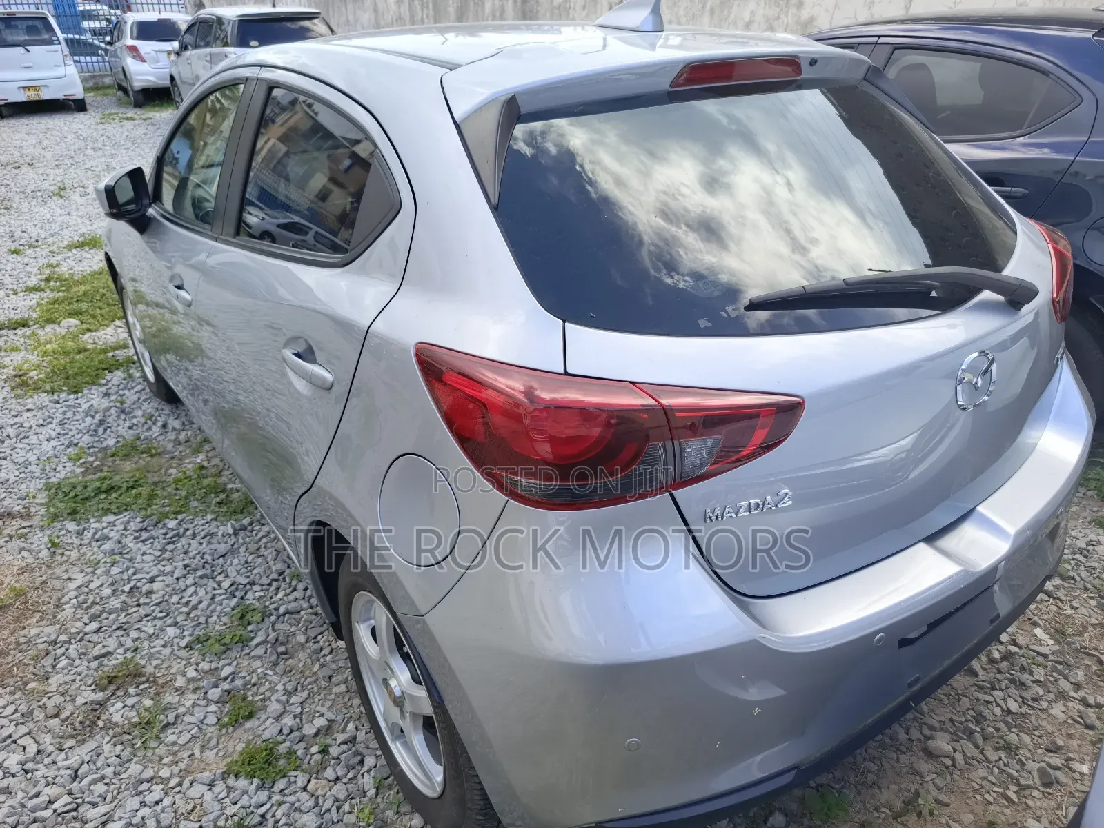 Mazda 2 2019 Silver