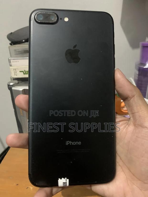 Apple iPhone 7 128 GB Black - thumbnail 3