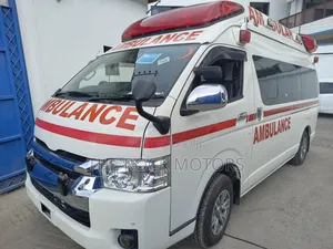 Toyota HiAce 2019 White