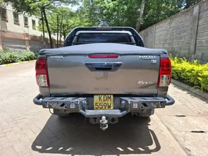 Toyota Hilux SR5 BLACK 4x4 2015 Gray