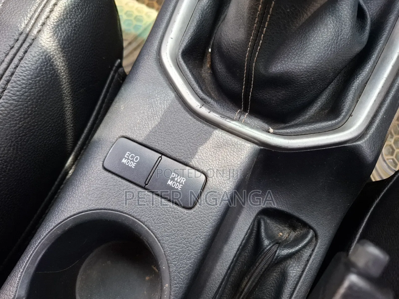 Toyota Hilux SR5 BLACK 4x4 2015 Gray