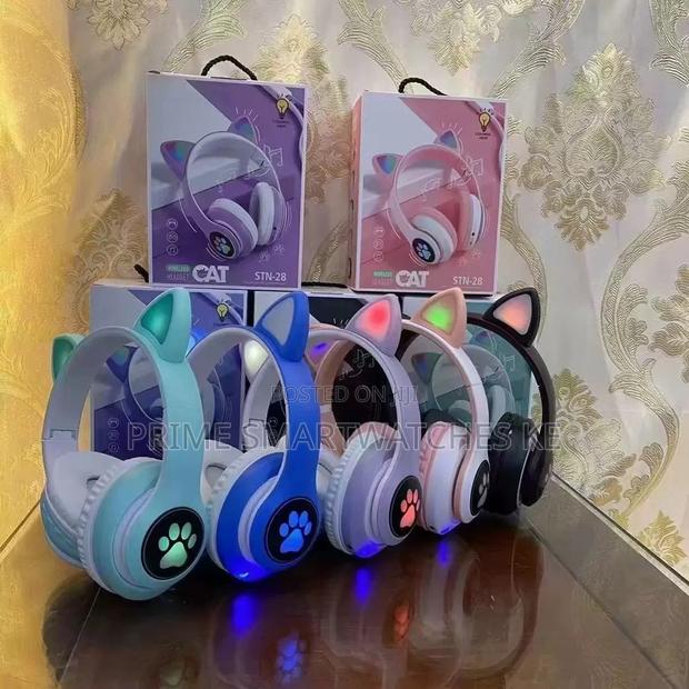 STN-28 Cat Ears Wireless Bluetooth Headphones With RGB Led Lights