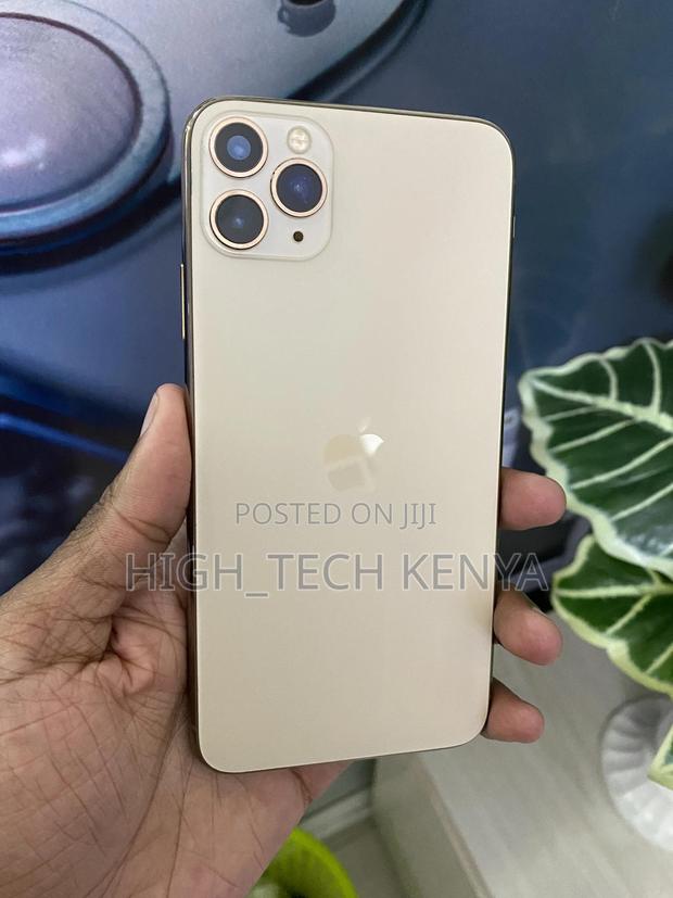 Apple iPhone 11 Pro Max 256 GB Gold - thumbnail 2